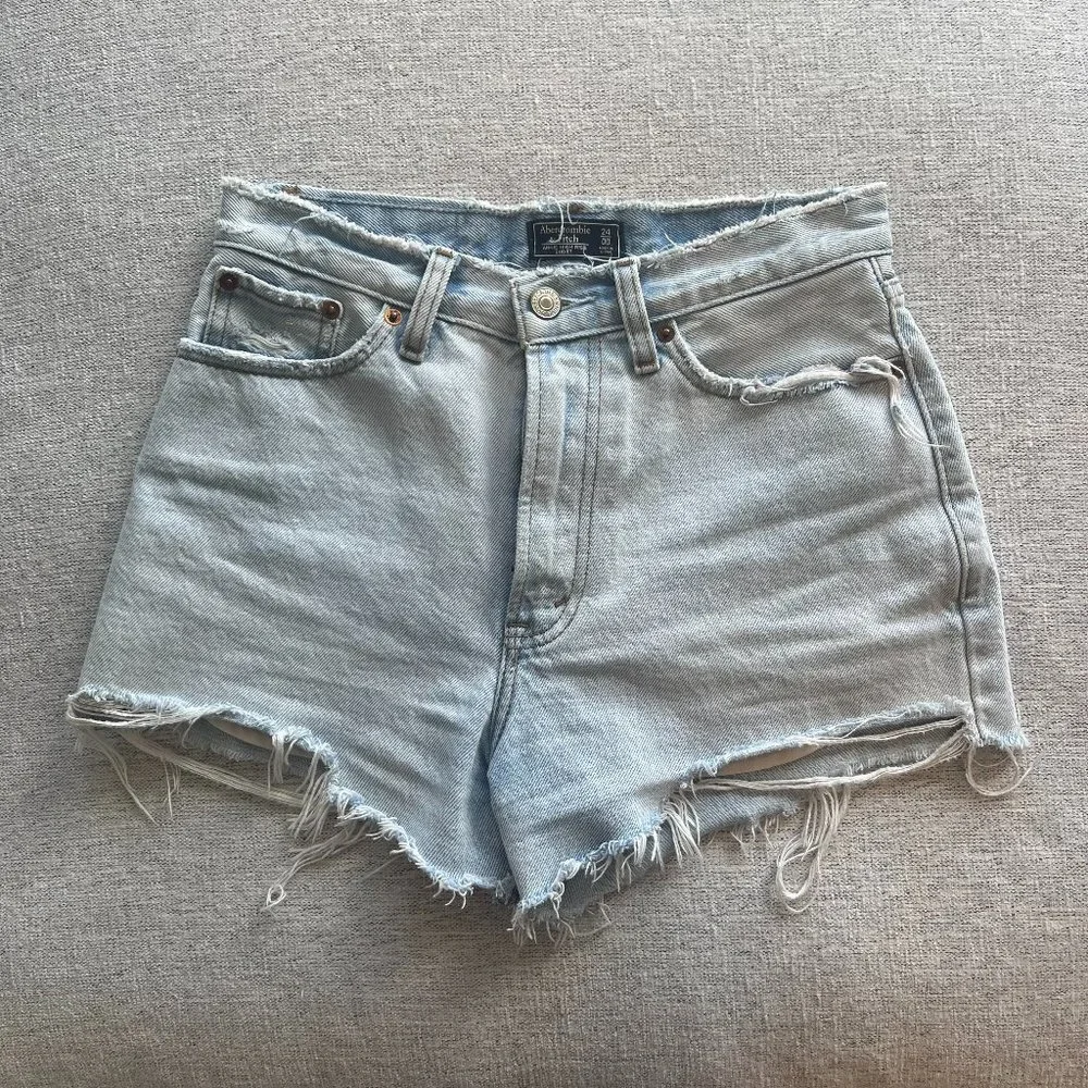 A&F | Annie High-Rise Shorts | Light Wash | Size 24 (00) - Picture 1 of 5